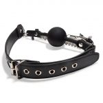 Accessoire BDSM gag ball avec pinces à tétons